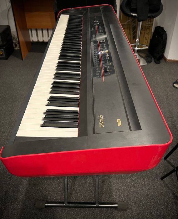 Синтезатор Korg Kross 88 электропиано