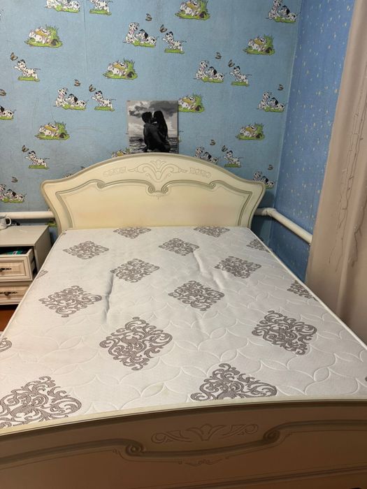 Кровать срочно б/у