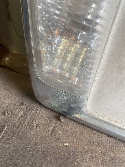 Подномерник на Lexus lx570