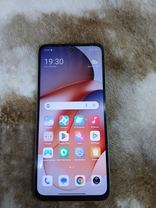 Продам телефон Redmi 12