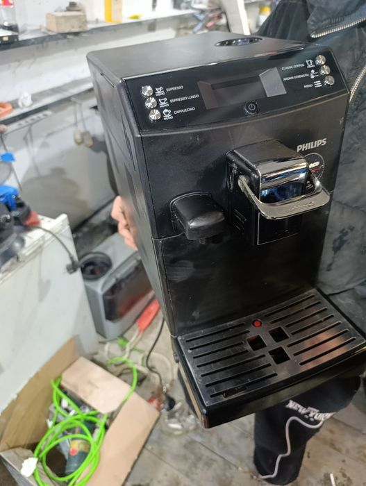 Автоматична кафемашина Philips Saeco