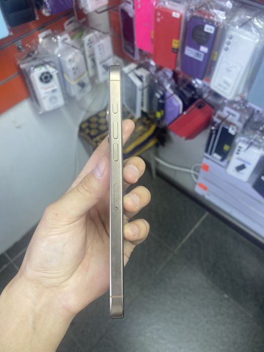 В продаже Iphone 16 pro Max 256