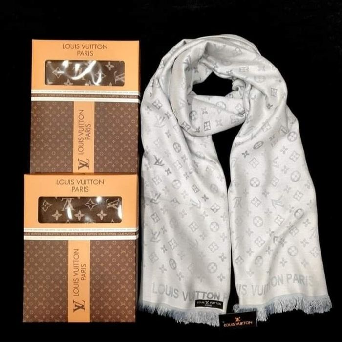 Esarfe/saluri unisex, material tip casmir, diverse nuanțe,saculet