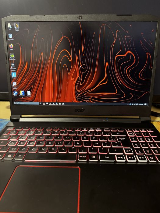 Acer Nitro 5, Monitor Samsung 180hz, Tastatura RedDragon, Mouse