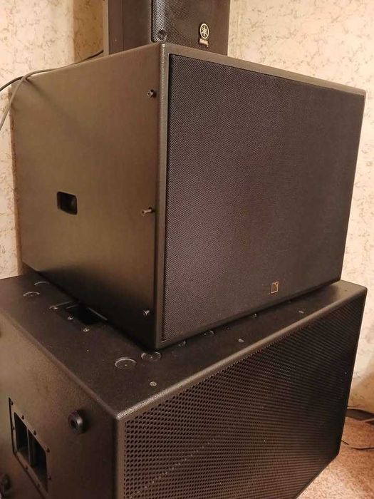 Бас каса 18ка празна