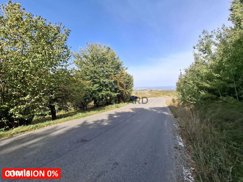 Comision 0. Teren cu autorizatie de construire in Salicea