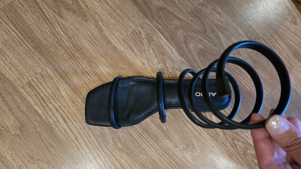 Сандали Aldo стилни и красиви