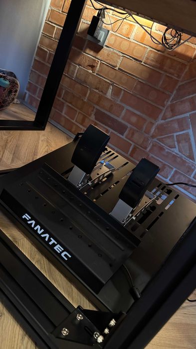 Sim Rig complet GT Omega Prime Lite R + Fanatec CSL DD 8 Nm QR2 in garantie