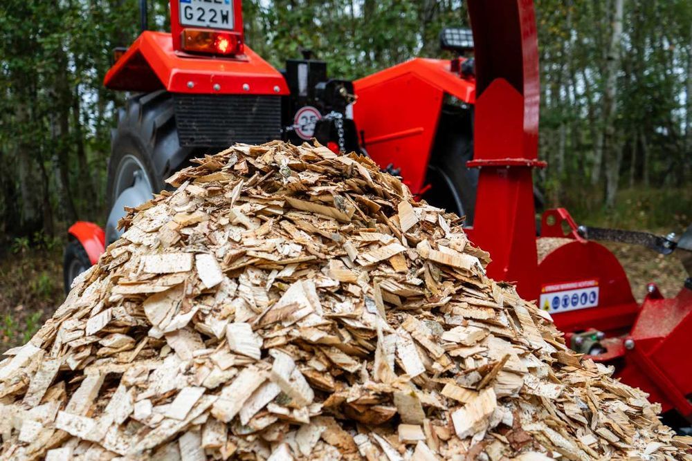 tocător crengi la tractor rt 630 r cu role de tragere