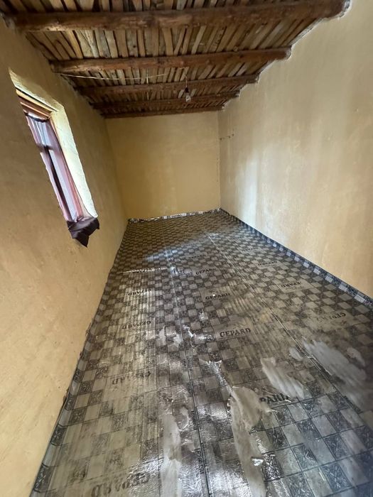 Qarshi shahridan hovli sotiladi 220mln