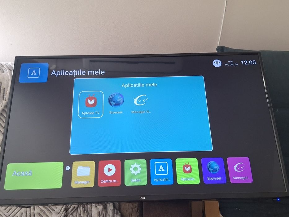 Smart TV NEI 109cm