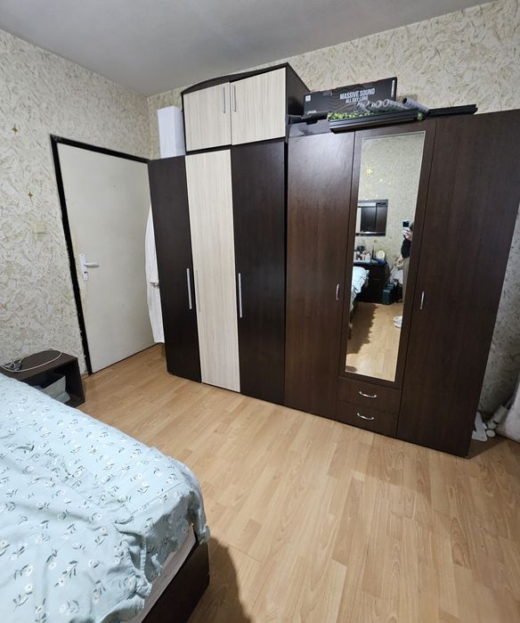 До 26.04 Мебели комплект: гардероби, скрин, ракла, етажерки , спалня