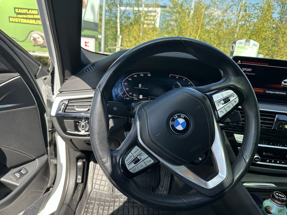 Bmw 530i xdrive  73 mii km