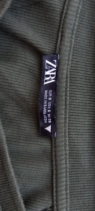 Зелен crop top от ZARA