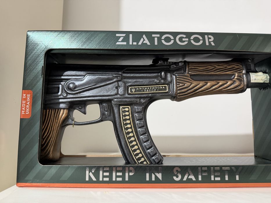 Vodka Zlatogor AK-47 40% ALC. 0,70L cadou