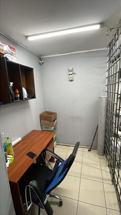 Готовы помещение, в проходимом месте