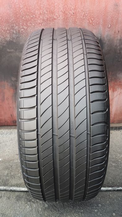 1брой лятна гума 235/45/18 Michelin Primacy 4 
dot0724
7+mm