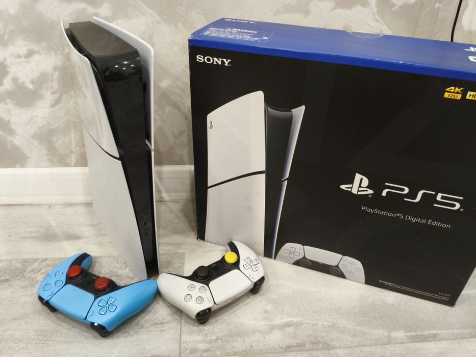 PS5 Slim Два джойстика игры