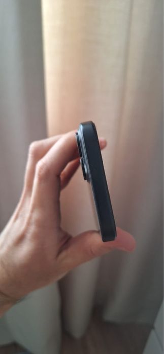 Продам Iphone 15 на 128 гб