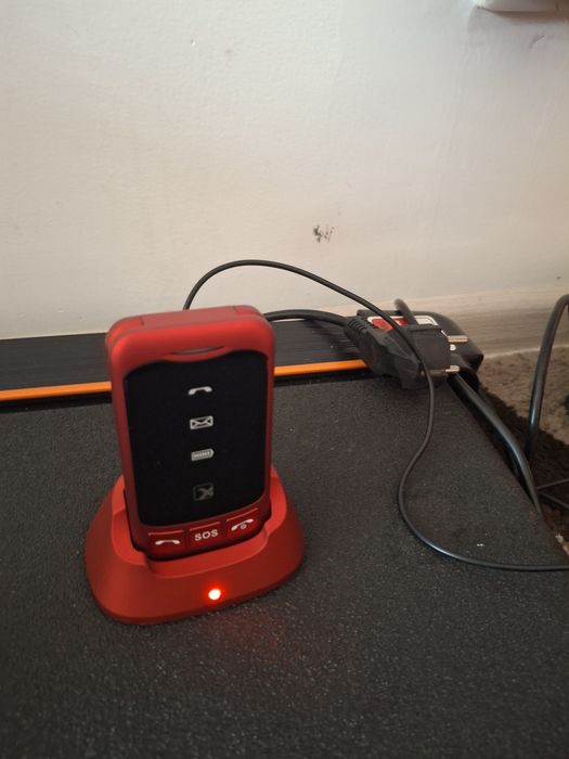 Продам телефон новый