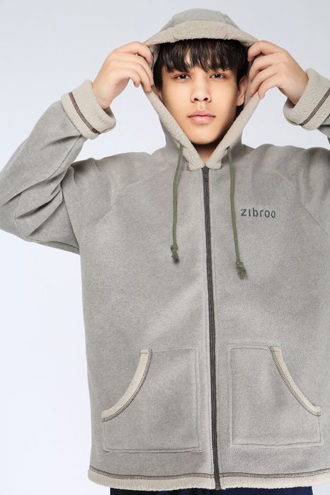 Флисовая куртка в