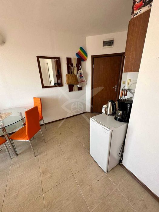 Продава се Двустаен апартамент в к.к. Слънчев бряг - 50 кв.м за 1120 €/кв.м - Снимка #2