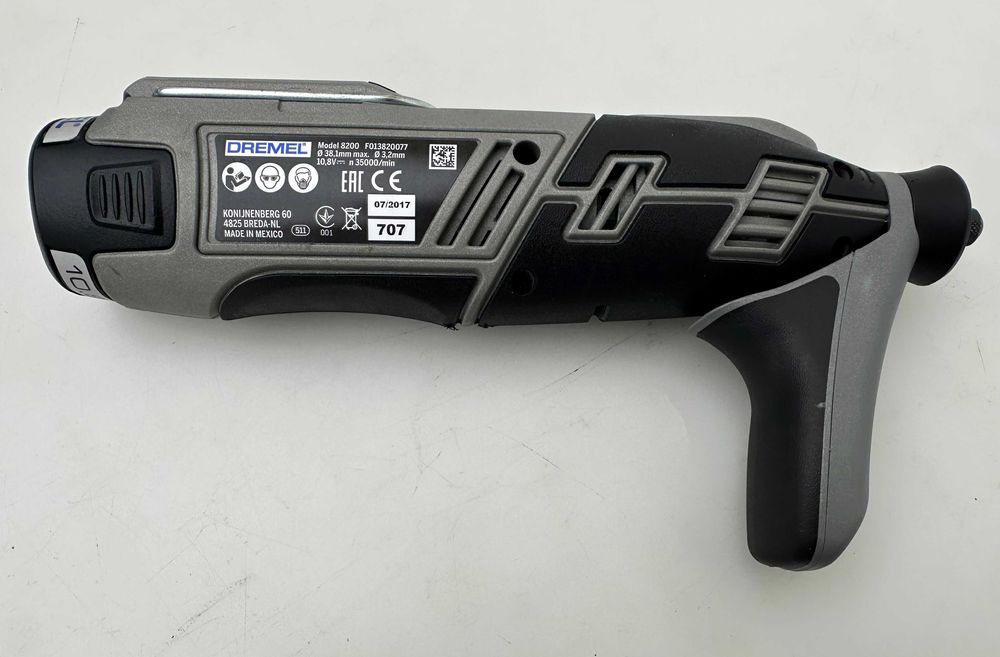 DREMEL 8200 - Акумулаторен мини мултишлайф като нов!