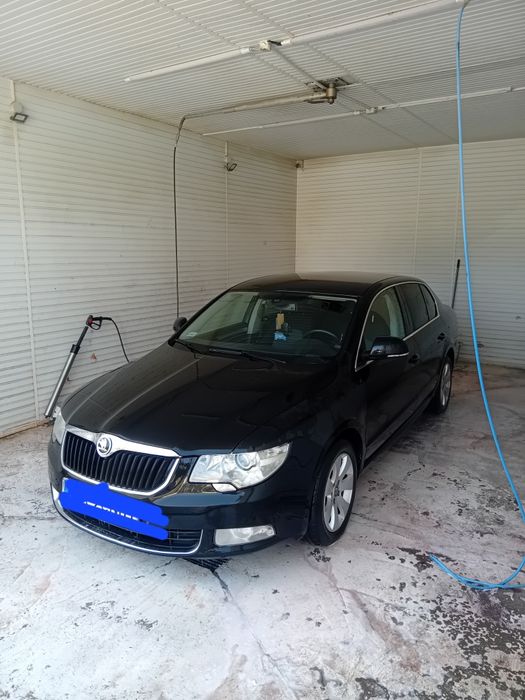 Skoda superb 2012
