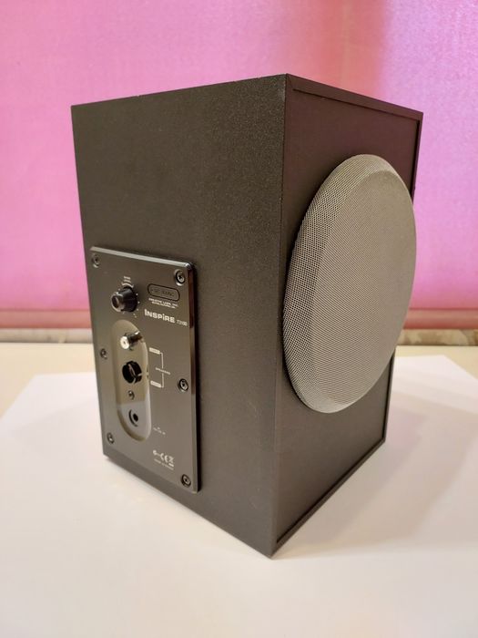 Subwoofer Creative T3100. Perfect funcțional