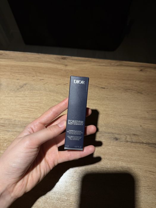 корректор Dior, 01, новый