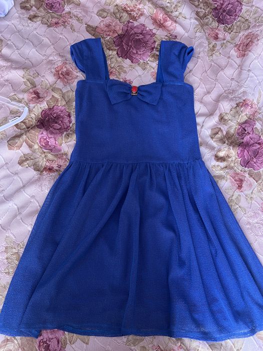 Женское платье в идеальном состоянии