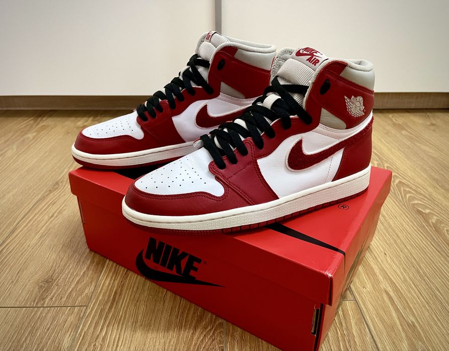 Nike Air Jordan 1 Retro OG - 43 - Newstalgia Chicago
