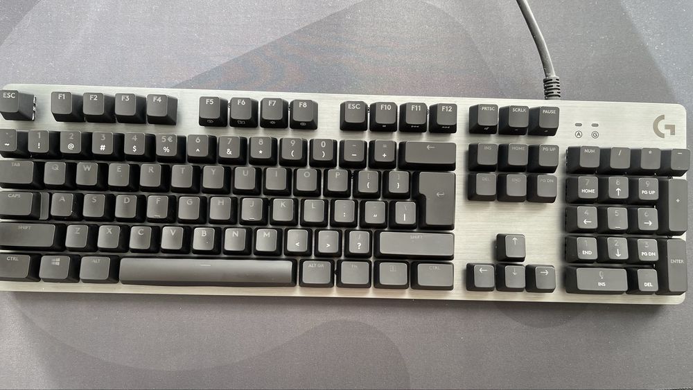 Logitech G512 Carbon (GX Brown) RGB
