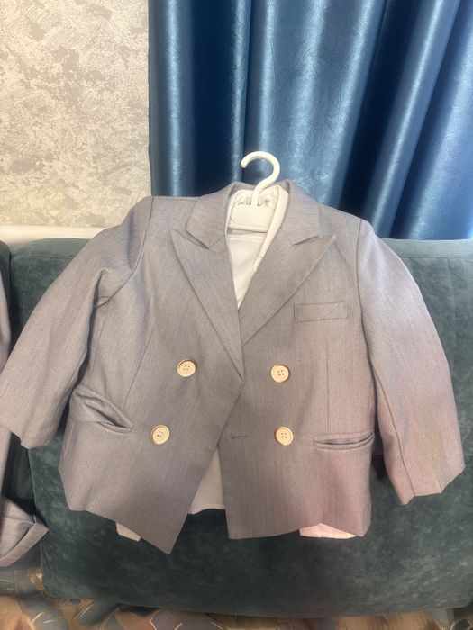 Продам детский костюм