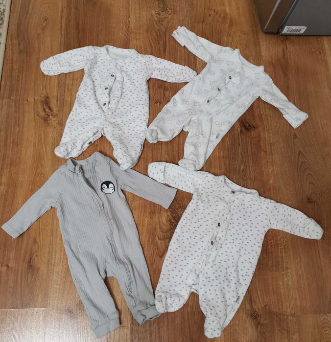 Бебешки дрехи - гащеризони