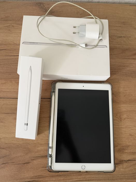 Apple ipad 8 32gb wifi + pencil