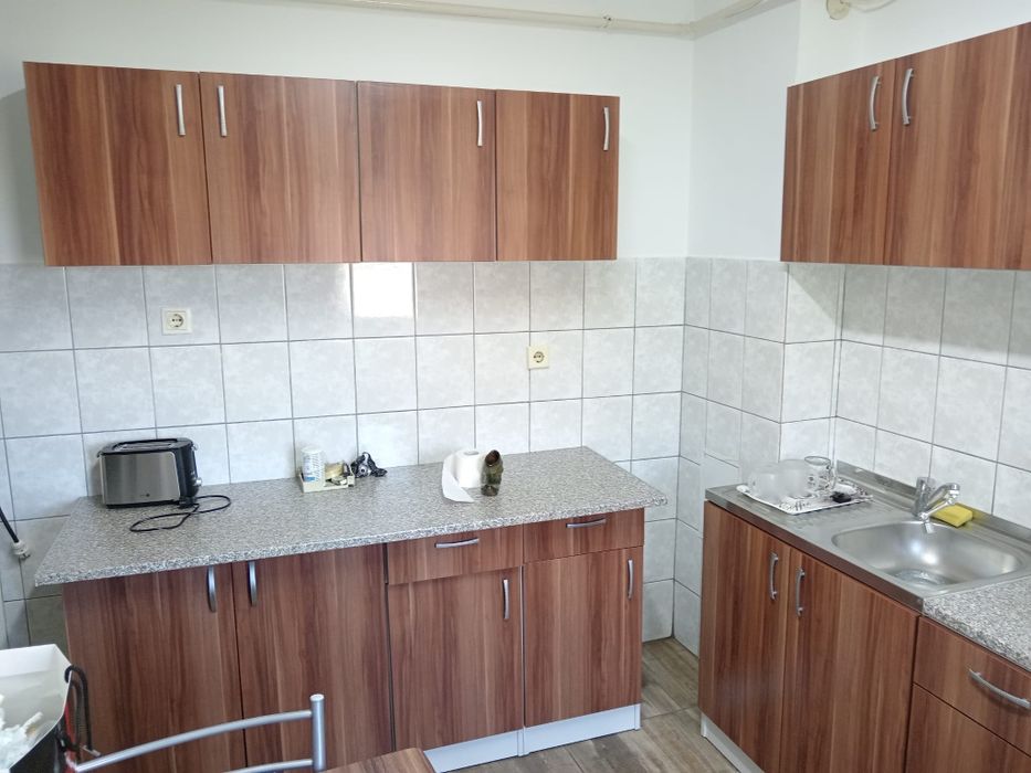 Închiriez apartament 2 camere
