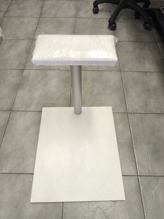 Стойка за педикюр