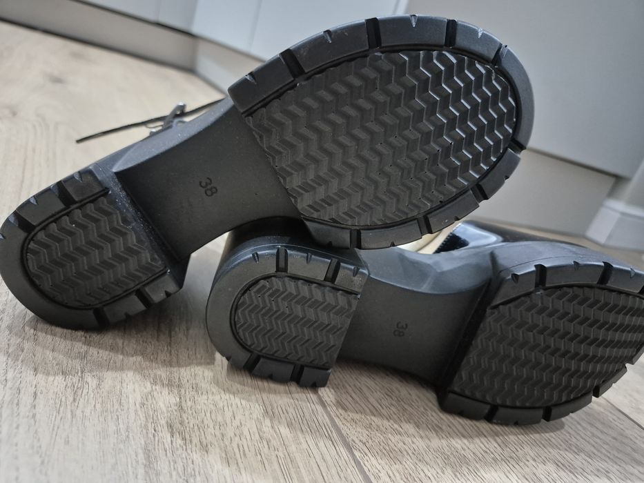 Обувь новая на платформе