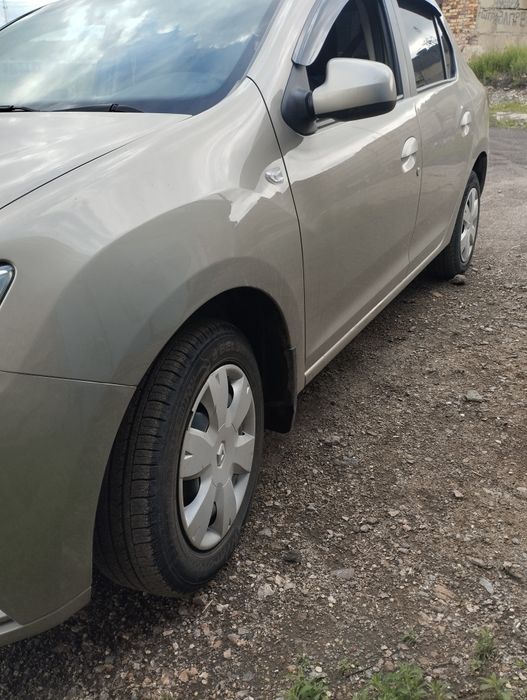 Продаю Рено логон