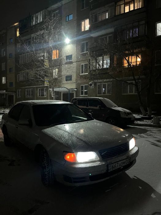Продам машину nissan cefiro a32