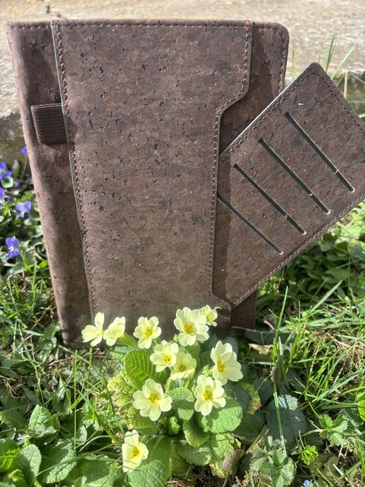 Уникален тефтер с визитник