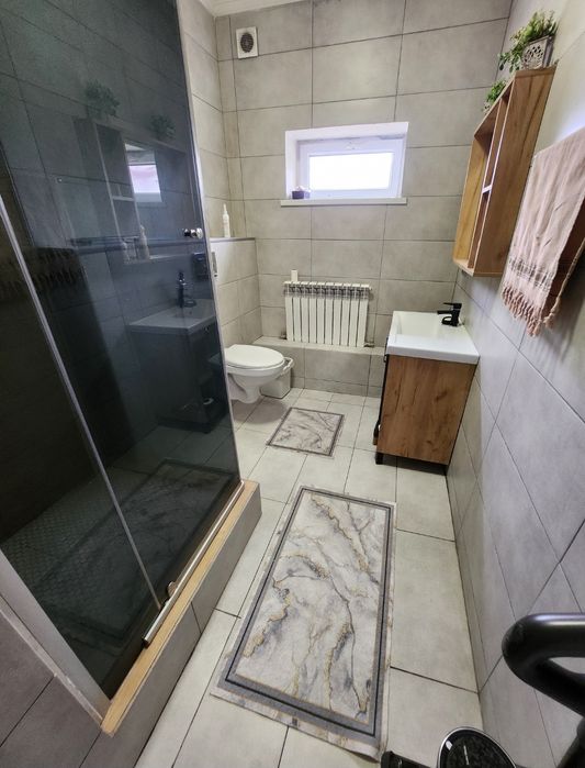 Дом 6 комнатный, 220 кв