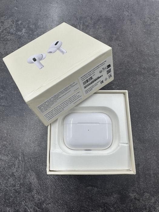 Apple AirPods Срочно продаю