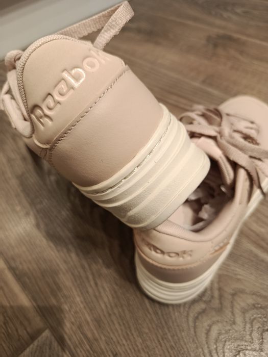 Нови маратонки Reebok