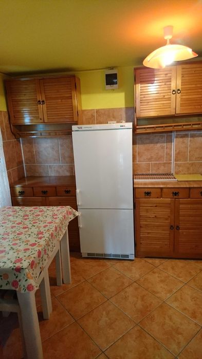 Închiriez casă cu 1 cameră