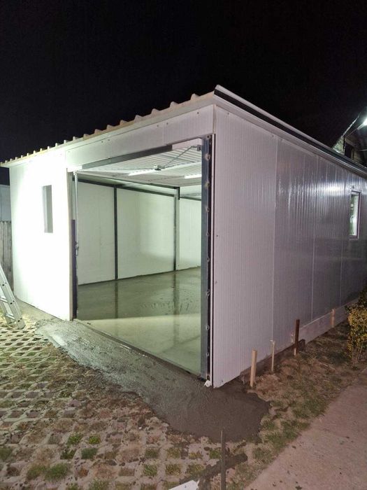 Case pe structura metalica