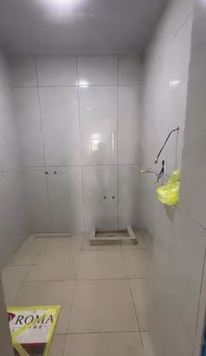 Кафель брусчатка елелтра сварка сантехника манташ ишларини киламиз