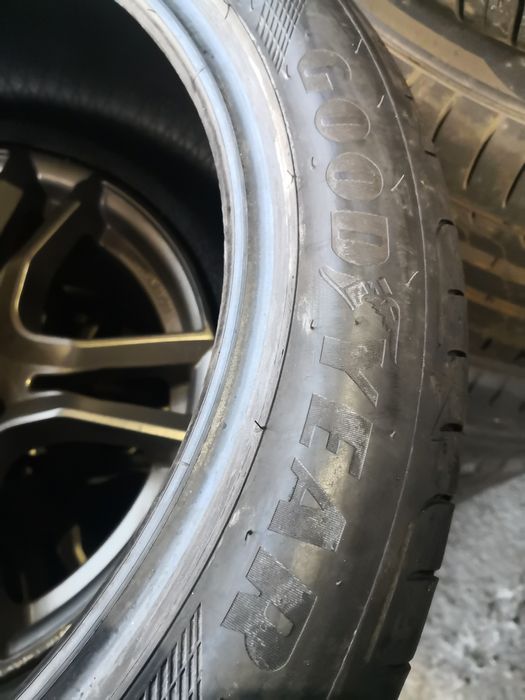 235 45 18 цола гуми Goodyear dot 22