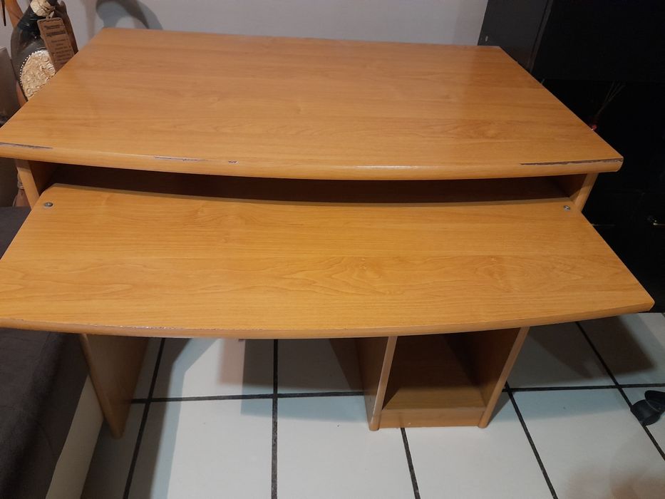 Бюро за компютър